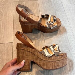 NEW Sam Edelman platform heel. New size 8